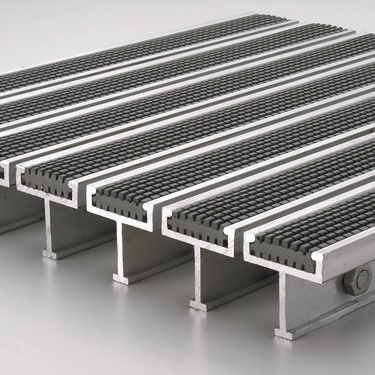 Foot grille with grooved vinyl insert in T-shaped blades - LAV2